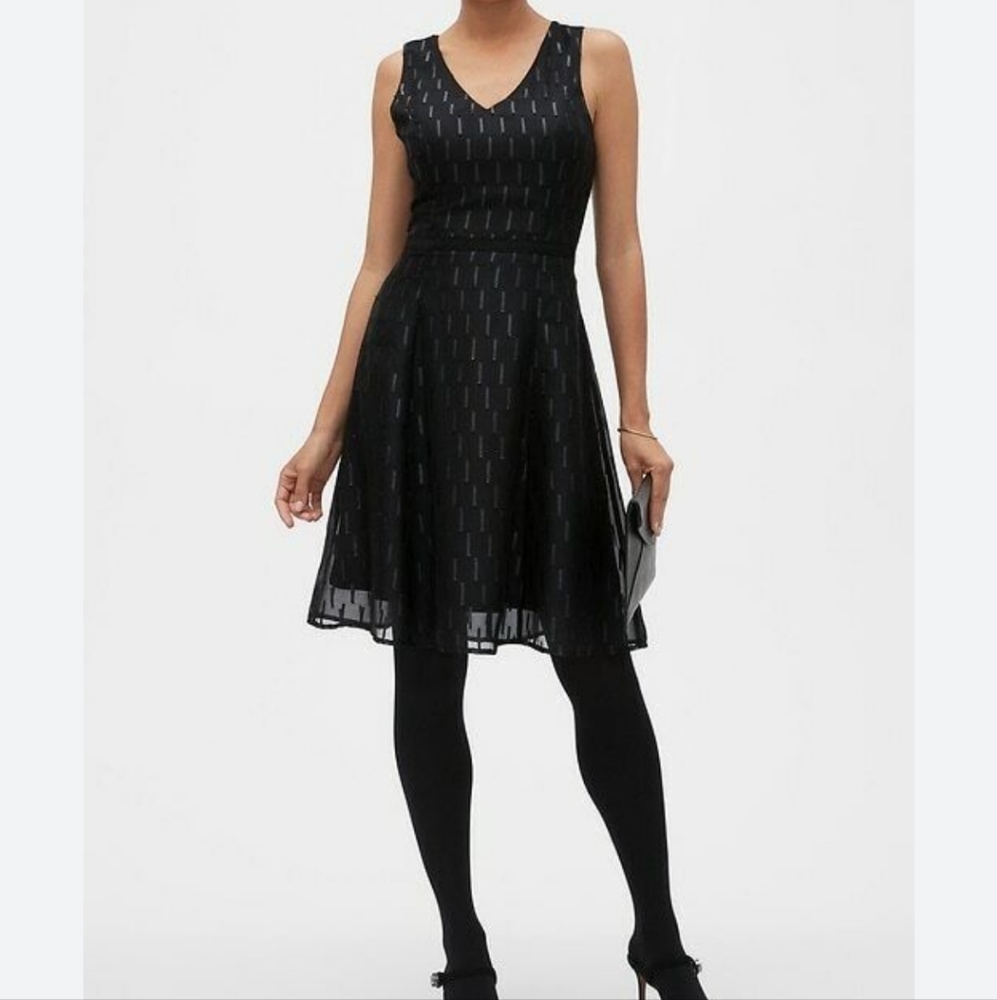 Banana Republic 10 black chiffon a-line glitzy silver dashes party cocktail